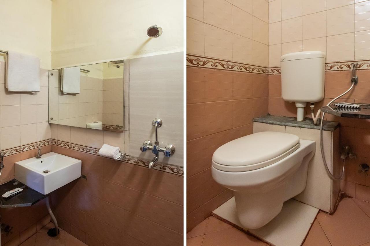 Oyo 24196 Hotel Shreenath Palace Ujjain Ngoại thất bức ảnh