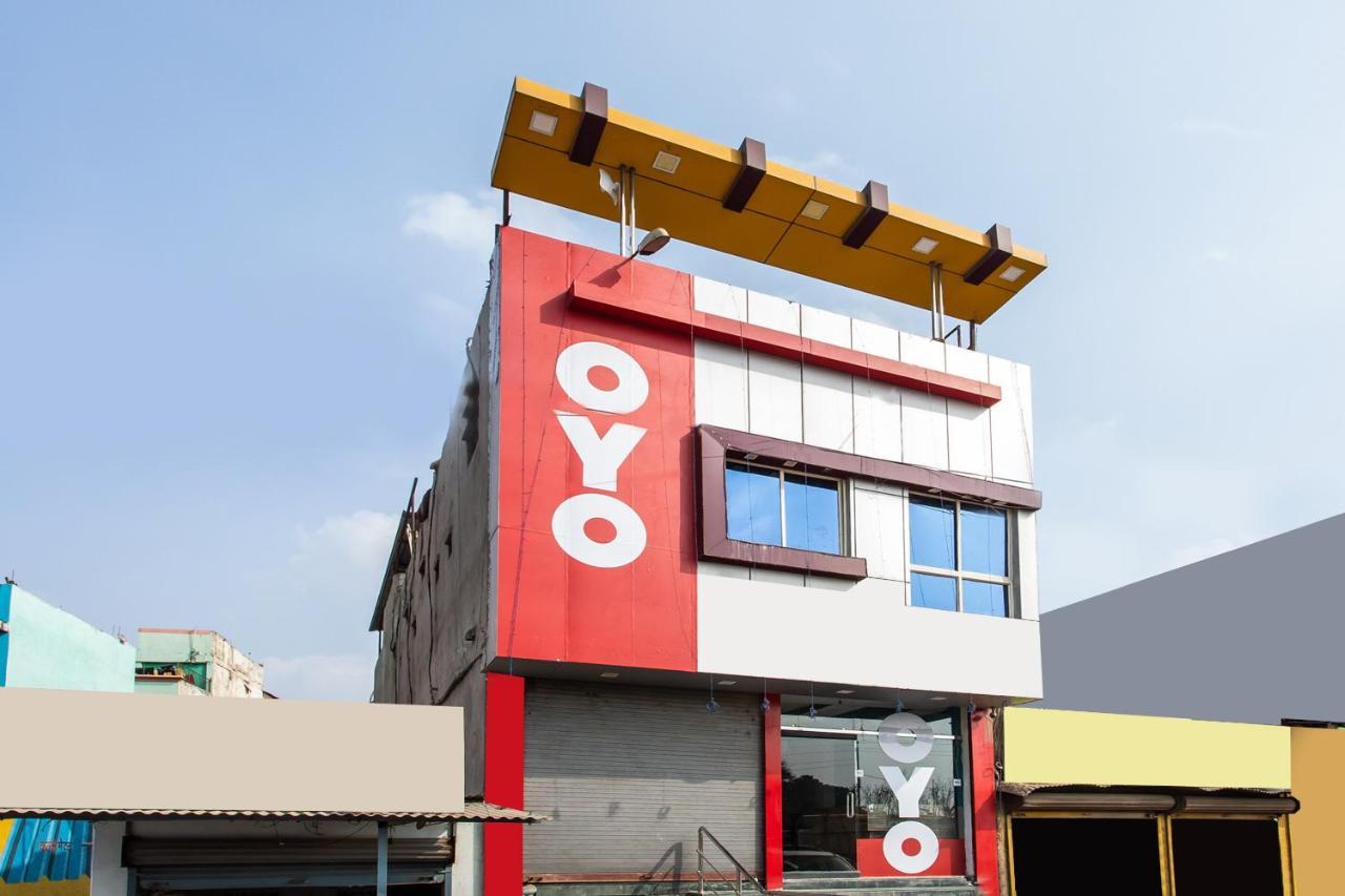 Oyo 24196 Hotel Shreenath Palace Ujjain Ngoại thất bức ảnh