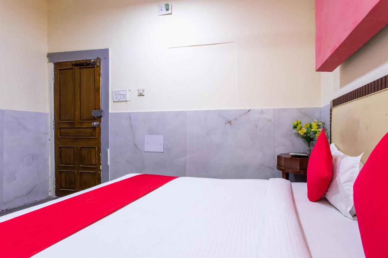 Oyo 24196 Hotel Shreenath Palace Ujjain Ngoại thất bức ảnh