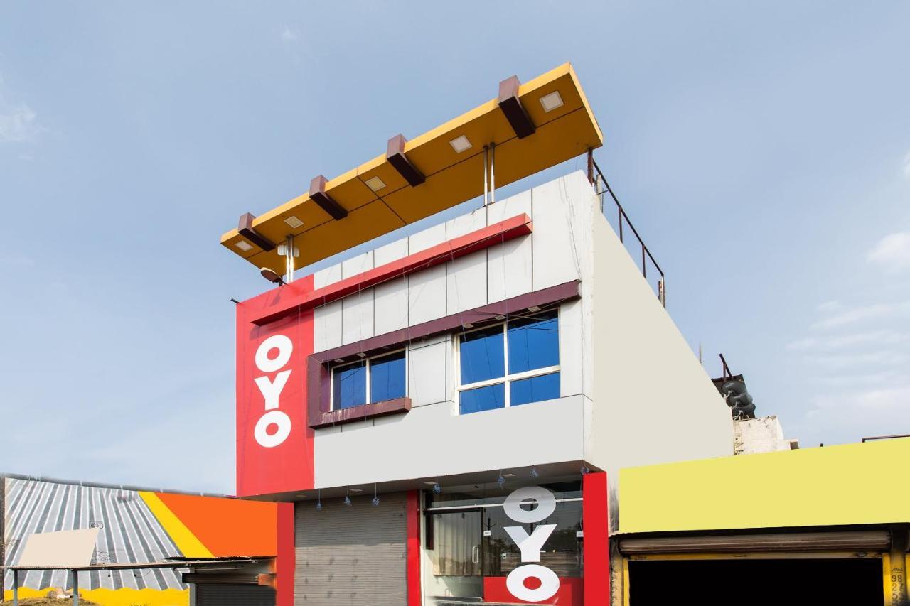Oyo 24196 Hotel Shreenath Palace Ujjain Ngoại thất bức ảnh